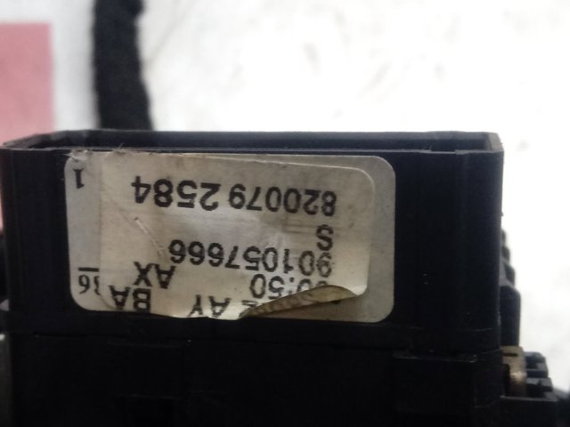 Przełącznik zespolony prawy Renault (RVI) 8200792584 cena, od 45,97 USD