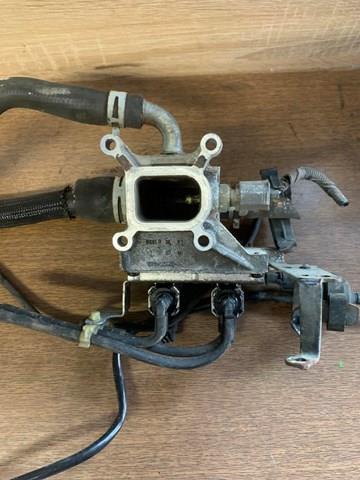 Kołnierz układu chłodzenia (trójnik) Ford 1S7G8K556AJ cena, od 23,60 USD