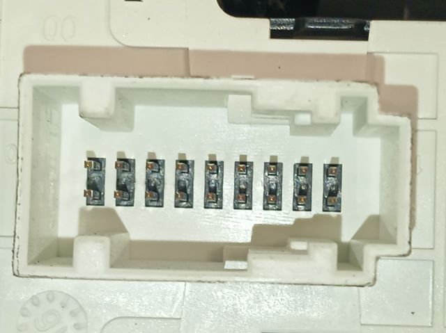 98329368ZD Peugeot/Citroen Panel przyciskowy sterowania podnośnikiem szyby przedni lewy