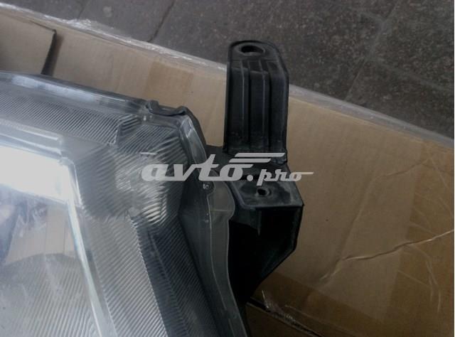 Do koszyka 811100K401 Toyota Reflektor prawy