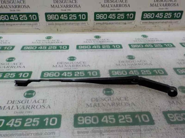 Ramię wycieraczki szyby przedniej Toyota C-HR 