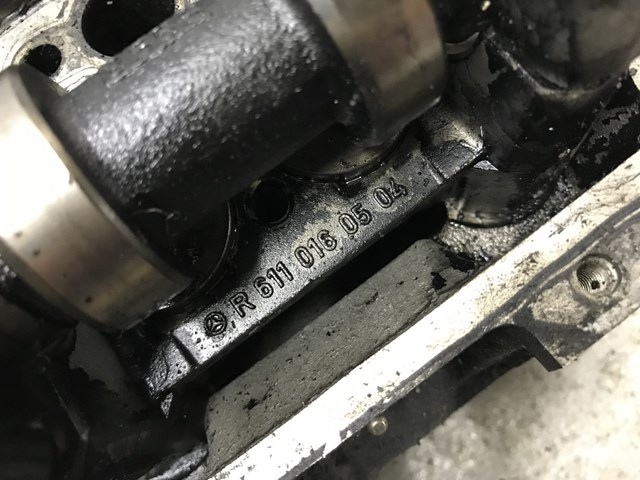 Obudowa wałka rozrządu R6110160504 Mercedes