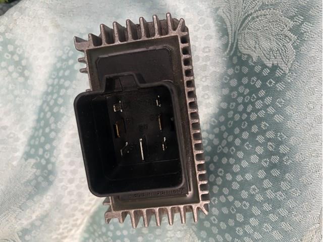 Przekaźnik świec żarowych 90508974 General Motors