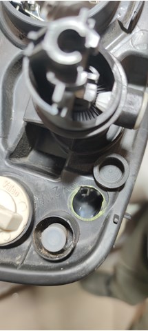 Do koszyka 8200211006 Renault (RVI) Reflektor prawy