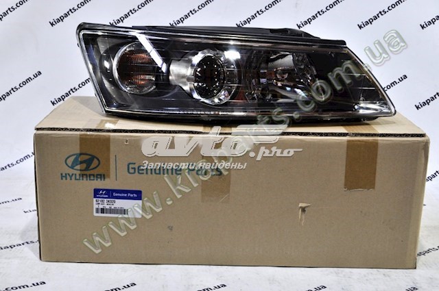 Reflektor prawy Hyundai/Kia 921023K020