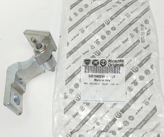 51840244 Fiat/Alfa/Lancia Zawias drzwi przednich lewych