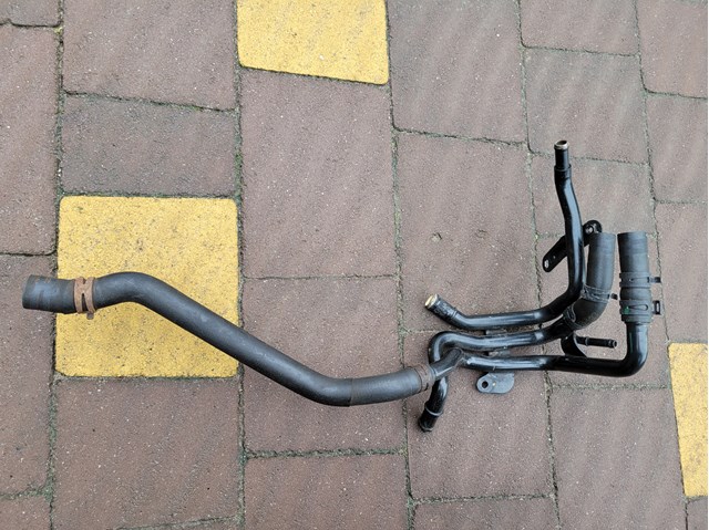 04L121064AD VAG Przewód (króciec) układu chłodzenia