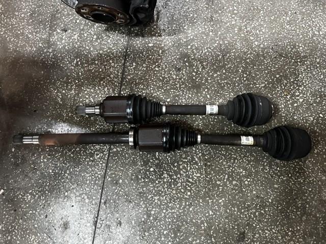 Przegub homokinetyczny wewnętrzny przedni prawy Mercedes A9103301100 cena, od 72,36 USD