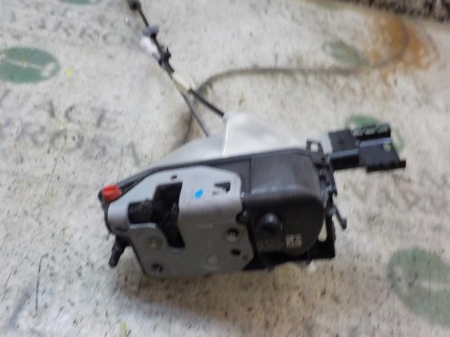 Do koszyka Zamek drzwi tylnych lewych Citroen C4 Cactus 