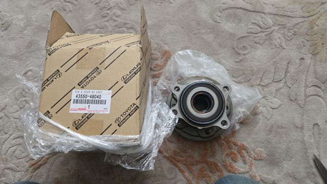 4355048040 Toyota Piasta przednia