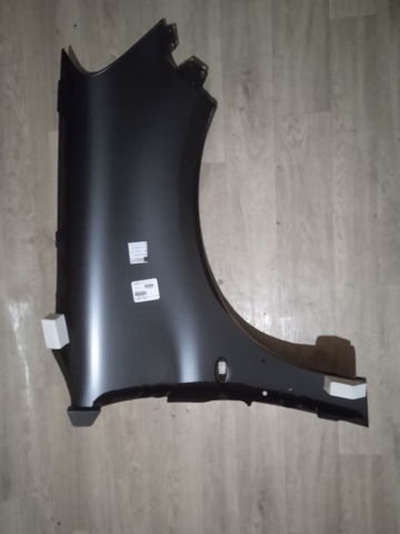 Błotnik przedni lewy Polcar 2351011 cena, od 95,86 USD