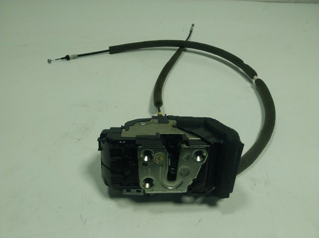 Zamek drzwi przednich prawych Renault (RVI) 805004EA2A
