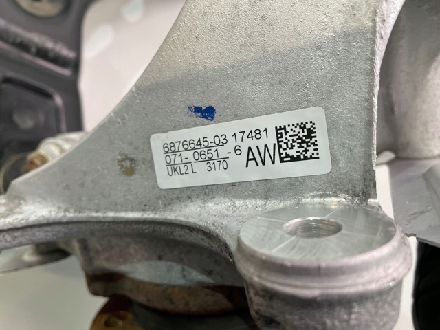 Czop (zwrotnica) przedni lewy BMW 6876645 cena, od 286,03 USD