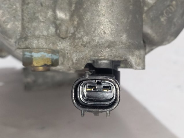 Sprężarka klimatyzacji Land Rover EJ3219D629BC cena, od 320,19 USD