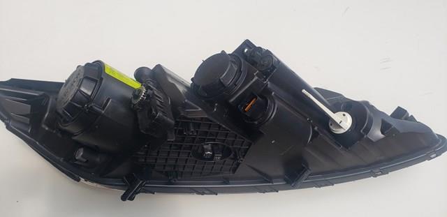 921012T421 Hyundai/Kia Reflektor lewy