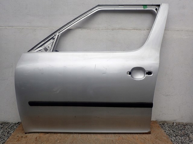 Do koszyka Drzwi przednie lewe Skoda Yeti  5L, 5L1, 5L2, 5L6, 5L7