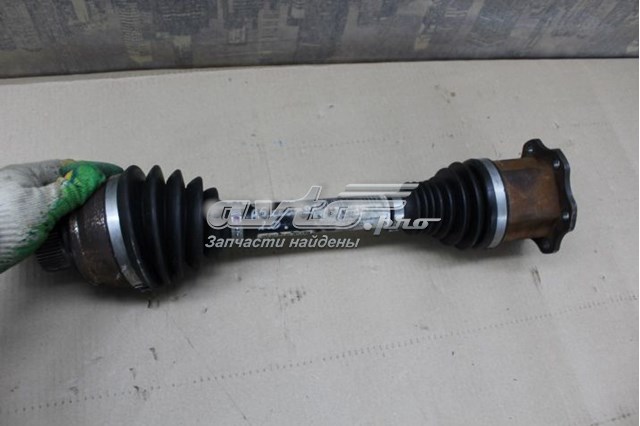 Półoś napędowa przednia VAG 8K0407271AK