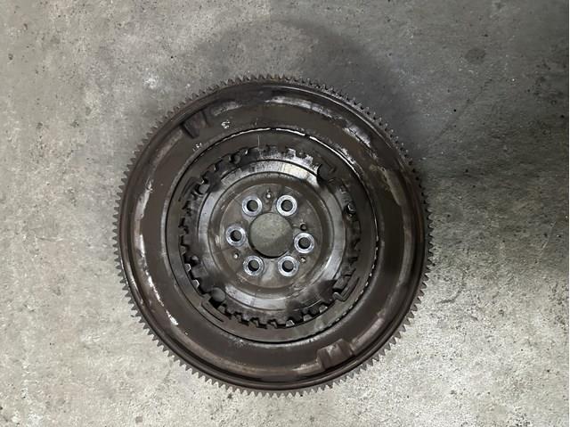 Koło zamachowe silnika 03F105266C VAG