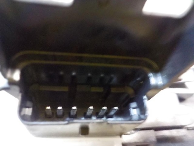 Zamek drzwi tylnych lewych do Citroen C4 Cactus 