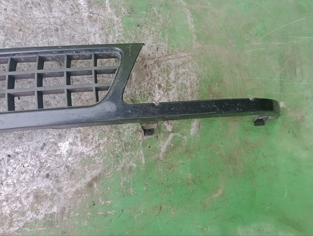  Atrapa chłodnicy Opel Frontera 