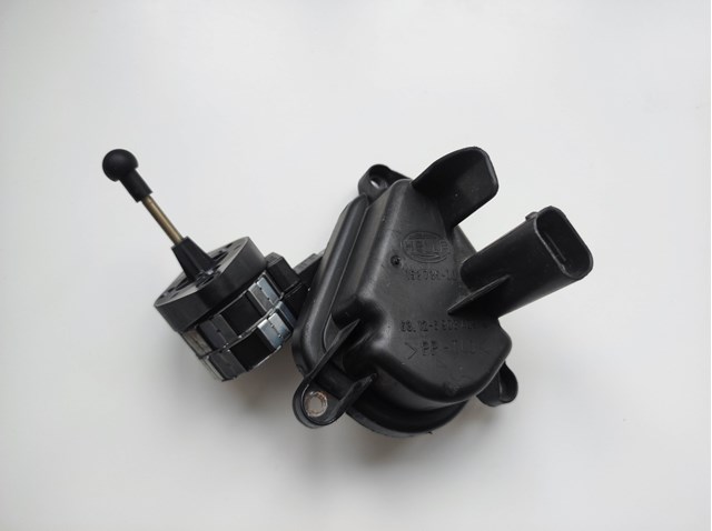 Korektor swiatel 8352206 BMW