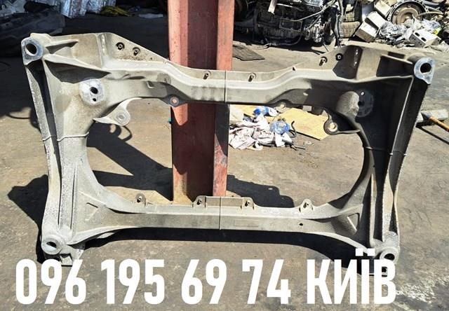 Korpus osi przedniej Lexus LS 460/460L sedana (USF4) (2006 - 2026) cena, od 980,91 USD