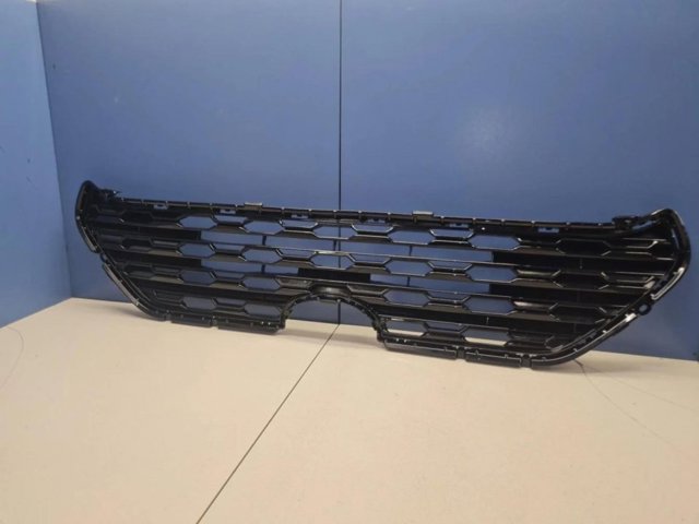 Atrapa chłodnicy Toyota 5311242200 cena, od 188,22 USD