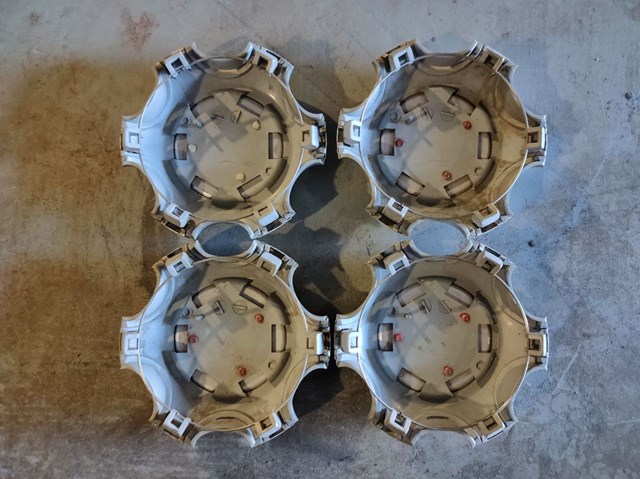 Kołpak do obręczy koła Toyota 4260B60070