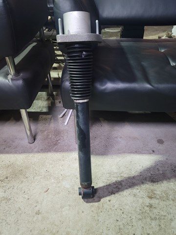 LR047132 Land Rover Amortyzator tylny