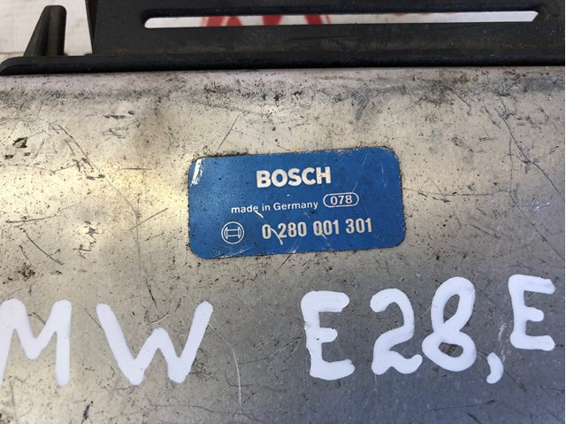 Do koszyka Sterownik silnika BMW 3  E30