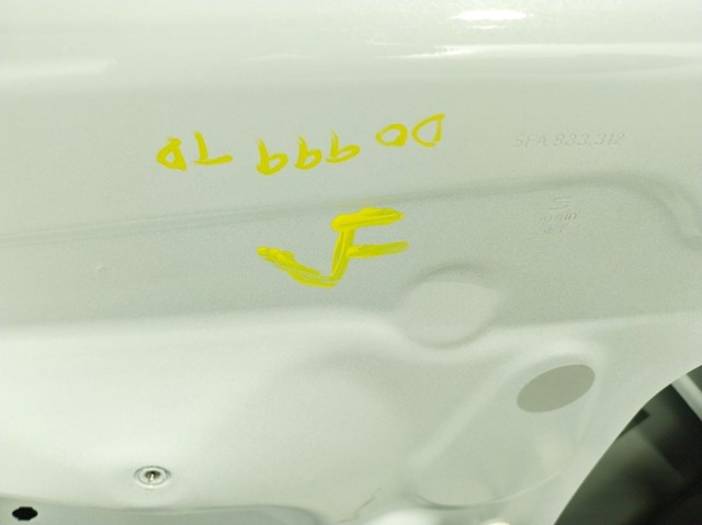 5FA833052C VAG Drzwi tylne prawe
