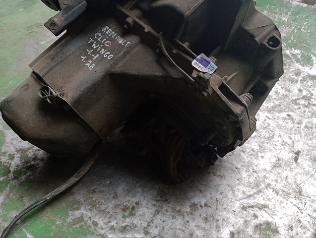 Mechaniczna skrzynia biegów w komplecie JB1132 Renault (RVI)