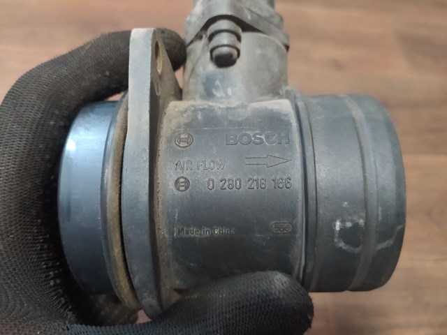 Czujnik przepływu powietrza, przepływomierz powietrza M.A.F. Bosch 0280218166 cena, od 59,45 USD