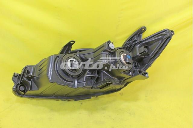 Do koszyka 8111006C70 Toyota Reflektor prawy