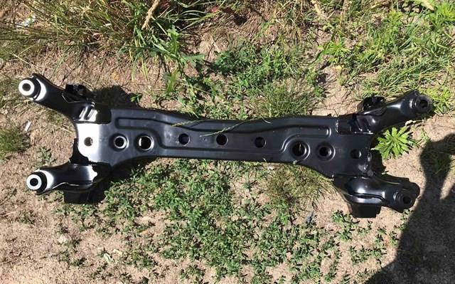 Do koszyka Korpus osi tylnej Hyundai Sonata V NF