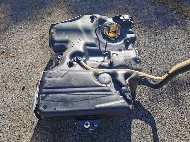 Zbiornik paliwa do Skoda SuperB III 3V3