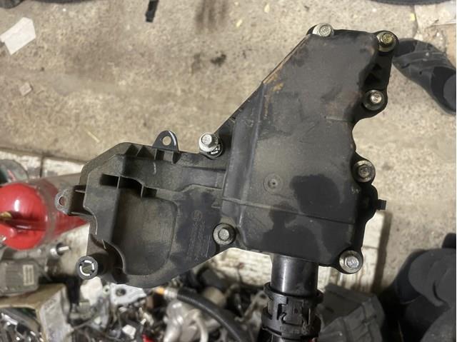  Separator oleju układu wentylacji kadłuda (bloku silnika)  Ford Focus 4