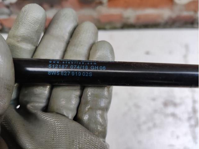 8W5827919 VAG Amortyzator klapy bagażnika (3/5 drzwi-tylnych)