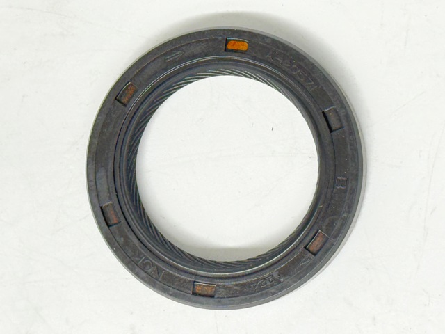 Uszczelniacz wałka rozrządu silnika AH2057I0 NOK