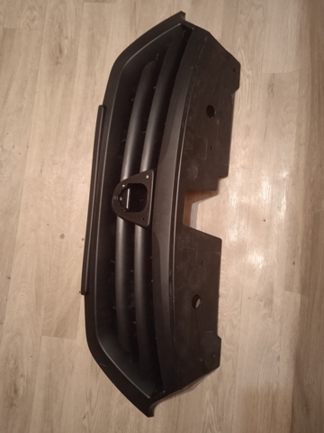 Atrapa chłodnicy Polcar 28U105 cena, od 46,42 USD