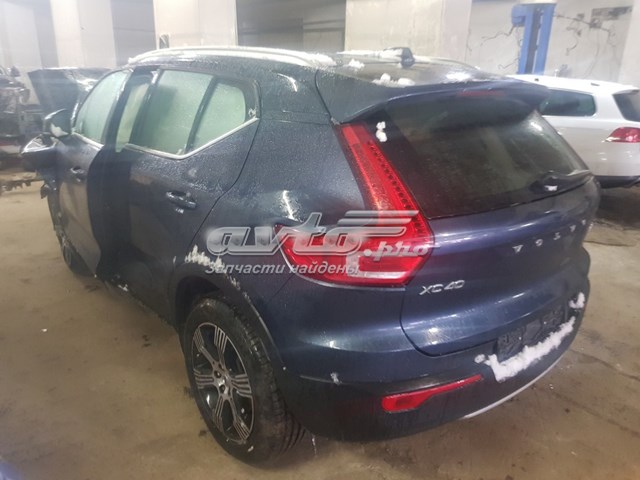 Mechanizm podnoszenia szyby drzwi przednich prawych do Volvo XC40  536