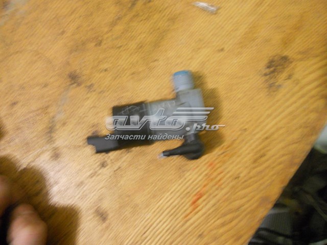 Do koszyka 9641553880 Renault (RVI) Pompka spryskiwacza szyby przedniej