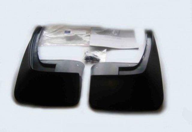 Chlapacze tylne, komplet Mercedes B66580001