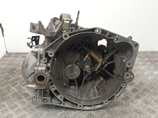 Mechaniczna skrzynia biegów w komplecie Fiat Scudo COMBINATO
