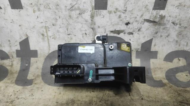 1372465 Ford Zamek drzwi przednich prawych