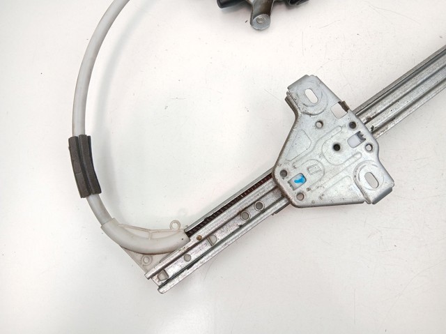 Mechanizm podnoszenia szyby drzwi przednich prawych Nissan/Infiniti 8200467967
