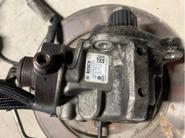 Do koszyka 059130755CA VAG Pompa wtryskowa wysokiego ciśnienia