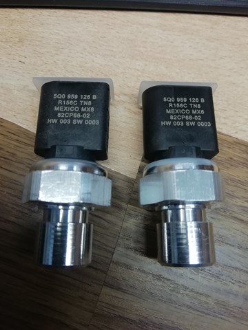 Czujnik ciśnienia bezwzględnego klimatyzacji VAG 5Q0959126B cena, od 31,37 USD