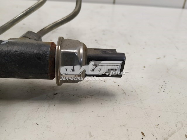 Rozdzielacz paliwa Peugeot/Citroen 1570Q4