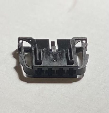 Czujnik włączania światła cofania YMQ503280 Land Rover